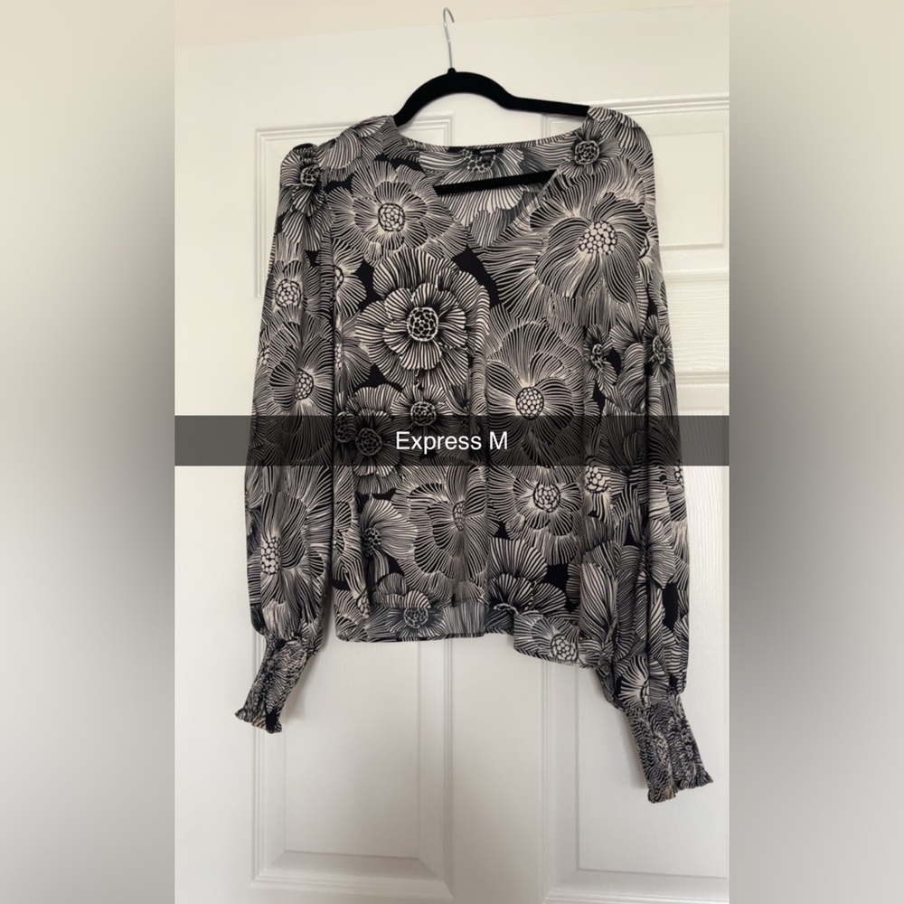 Express Floral Blouse